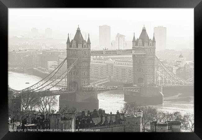 Tower Bridge on a foggy morning in London Framed Print by Marcin Rogozinski