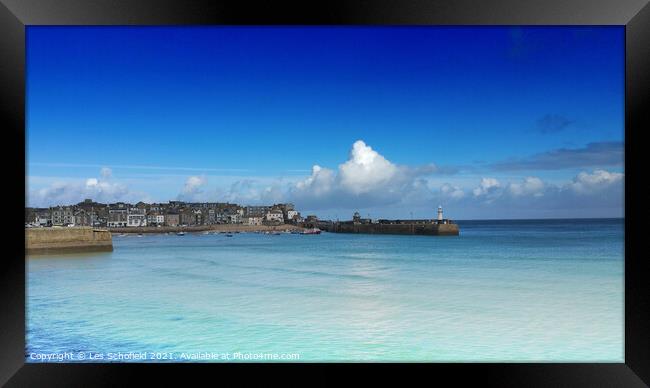 St Ives Cornwall Framed Print by Les Schofield