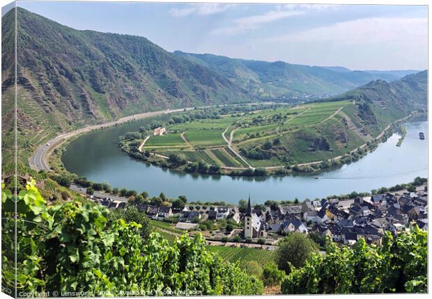 View over the bend of the river Moselle in Germany Canvas Print by Lensw0rld 