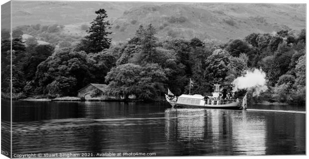 Steam boat on coniston water Canvas Print by stuart bingham