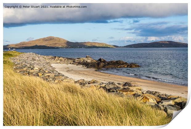 East Kilbride Beach on South Uist in the Outer Hebrides Print by Peter Stuart