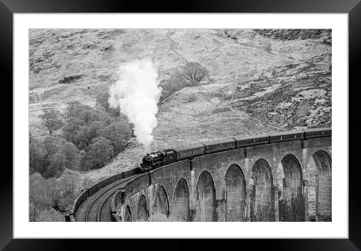 Glenfinnan viaduct Jacobite steam train Framed Mounted Print by stuart bingham