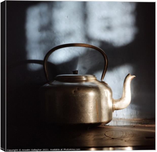 Kettle Canvas Print by Anselm Gallagher