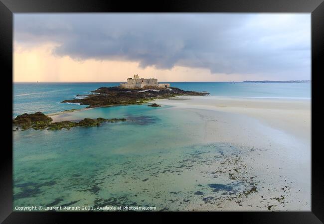 Fort National at eventail beach in Saint-Malo  Framed Print by Laurent Renault