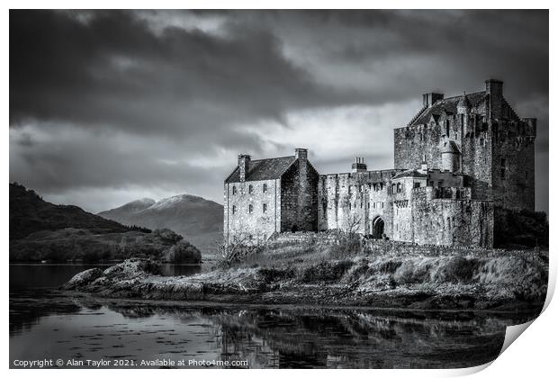 Eilean Donan Castle Print by Alan Taylor
