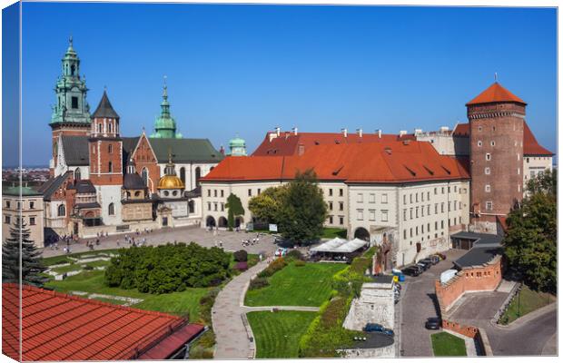 Wawel Cathedral and Castle in Krakow Canvas Print by Artur Bogacki