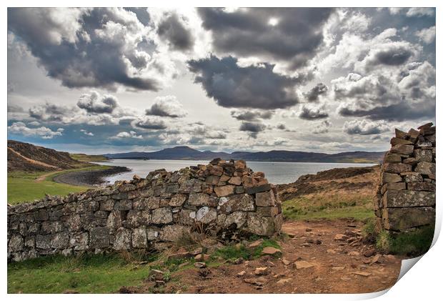 Outdoor stonerock Isle of Skye Print by stuart bingham