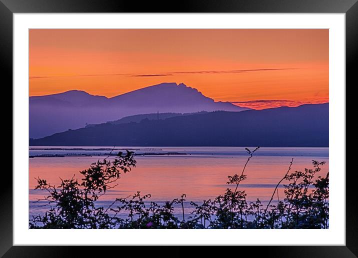 The Storr at Sunset Framed Mounted Print by Richard Smith