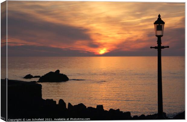 Majestic Sunset over Ilfracombe Canvas Print by Les Schofield