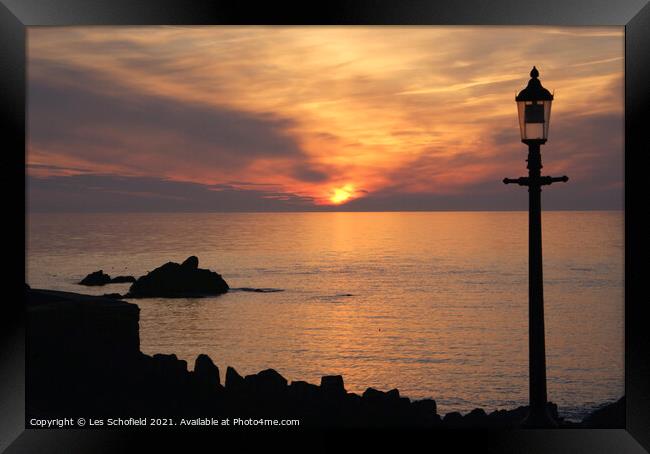 Majestic Sunset over Ilfracombe Framed Print by Les Schofield