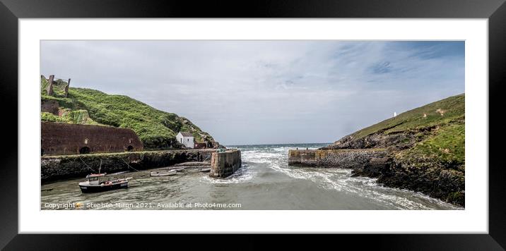 Porthgain, Pembrokeshire Coast, wales Framed Mounted Print by Stephen Munn