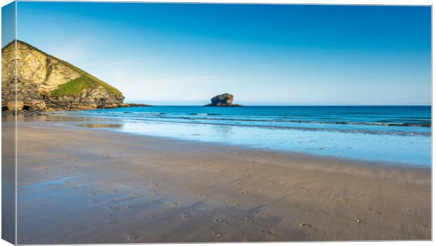 Potreath beach and Gull Rock Canvas Print by Jonathon barnett