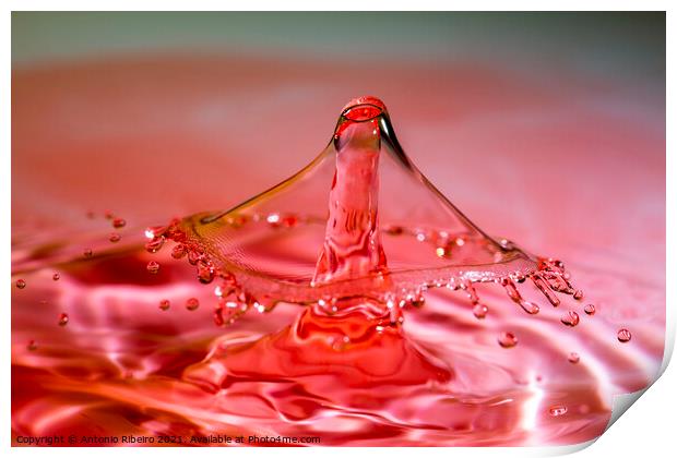 Water Drop Crown Collision Print by Antonio Ribeiro