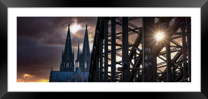 Silhouette of Cologne Cathedral and Hohenzollern Bridge - CITY O Framed Mounted Print by Erik Lattwein