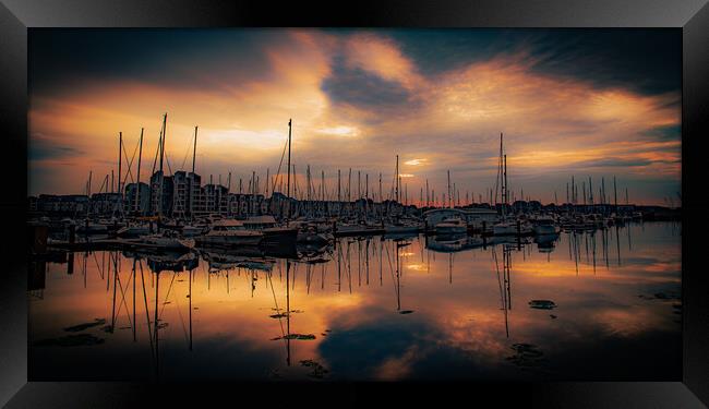 Sunrise St Mary's Island marina Framed Print by stuart bingham