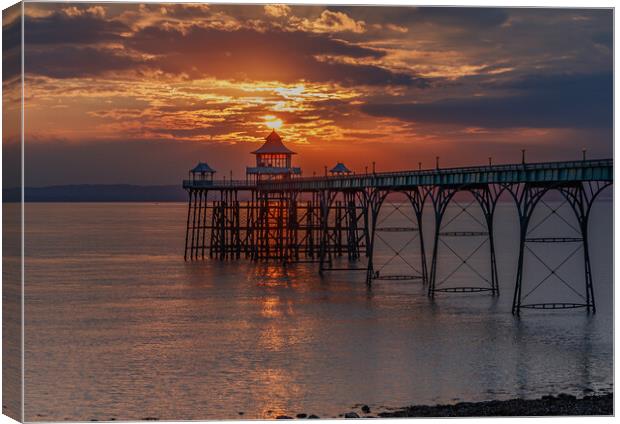 Clevedon Pier at sunset Canvas Print by Rory Hailes