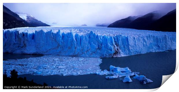 Glaciar Perito Moreno Print by Mark Sunderland