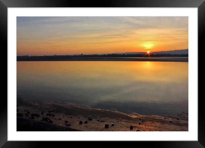 Sunset over the River Severn Framed Mounted Print by Susan Snow