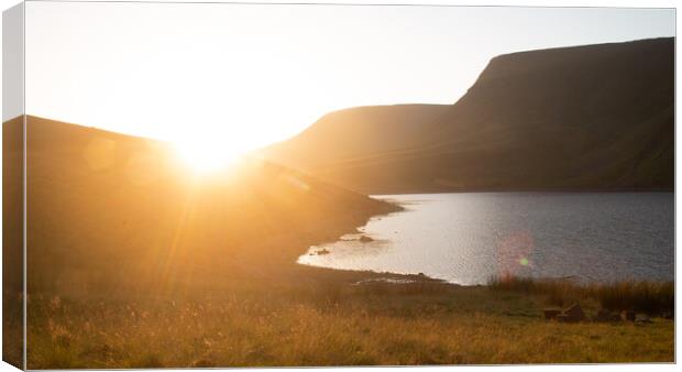 sunrise over the Brecon Beacons  Canvas Print by Ollie Hully