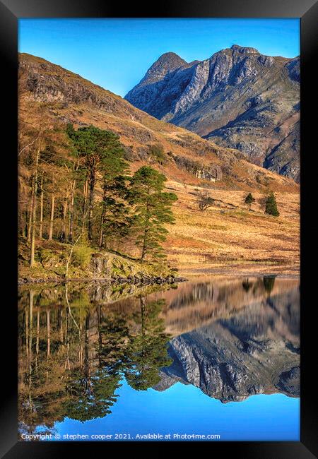 Outdoor mountain Framed Print by stephen cooper