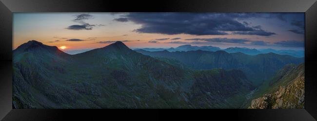 Glencoe sunset, Highlands, scotland. Framed Print by Scotland's Scenery