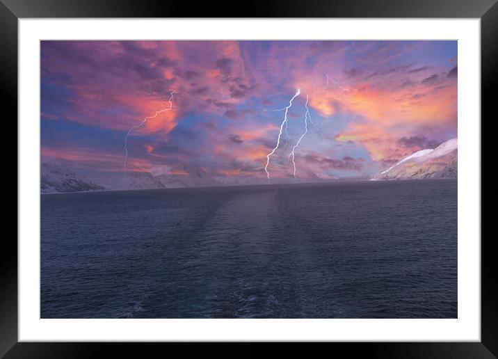 Night of the storm Framed Mounted Print by simon cowan