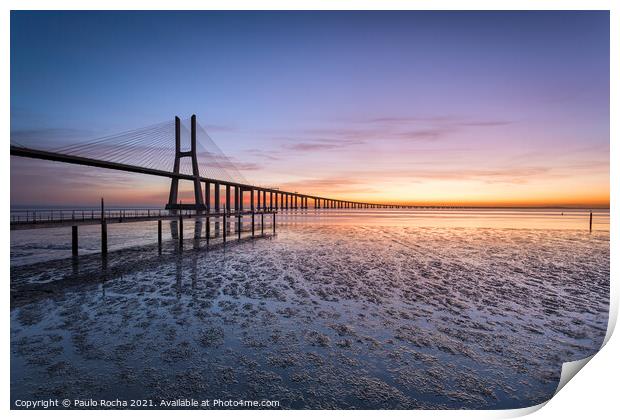 Vasco da Gama bridge, Lisbon, before sunrise Print by Paulo Rocha