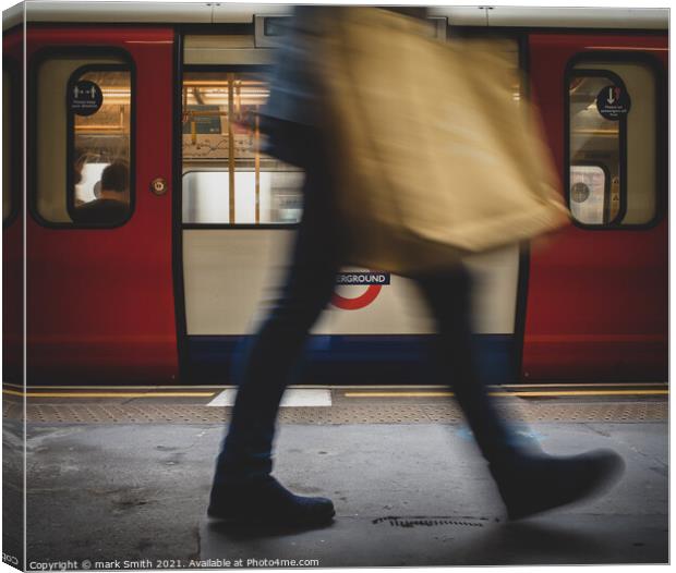on the move, london underground #2 Canvas Print by mark Smith