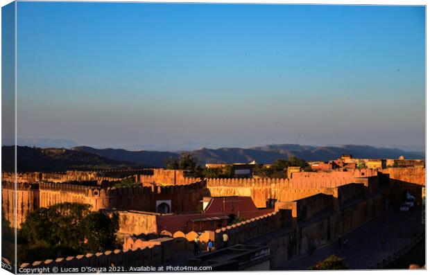 Sunset on 17th century Jaigarh Fort at Jaipur, Rajasthan, India Canvas Print by Lucas D'Souza