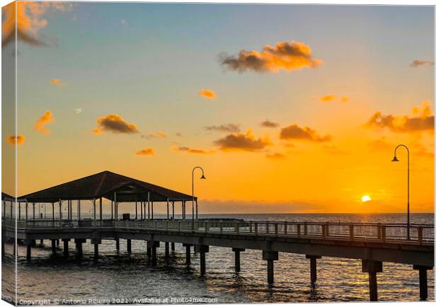 Redcliffe Jetty on Moreton Bay at Sunrise Canvas Print by Antonio Ribeiro