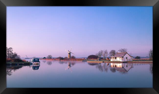 Dawn at Thurne. Framed Print by Bill Allsopp