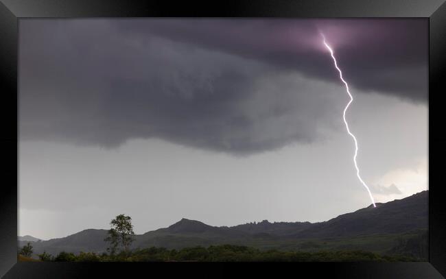 Lightning - Cloud to Ground Framed Print by Rory Trappe