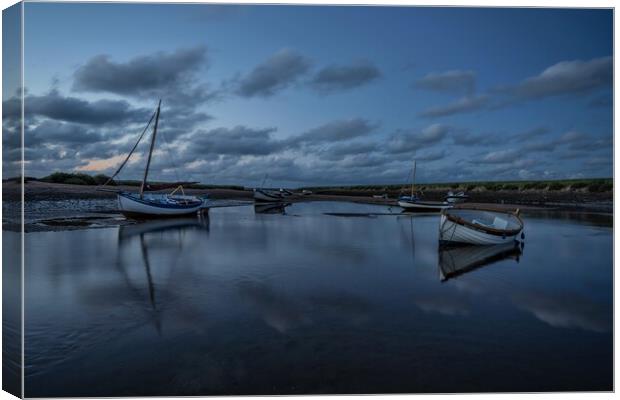 Low tide reflections  Canvas Print by Gary Pearson