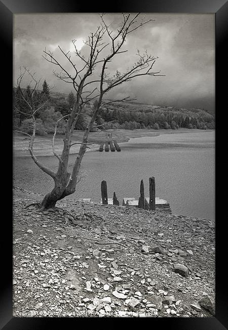 Rain over Derwent Reservoir Framed Print by K7 Photography