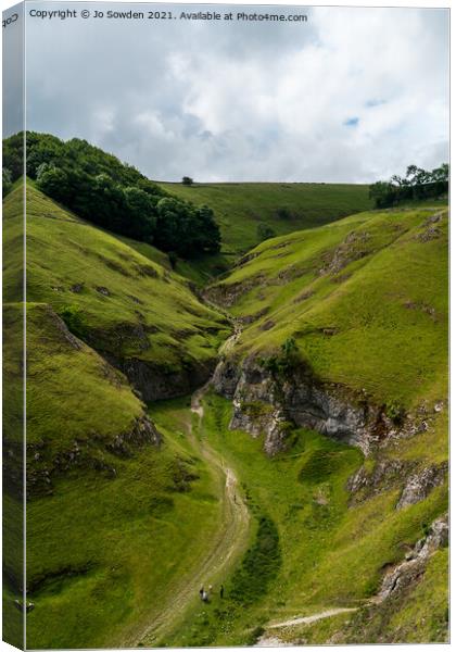 Cave Dale, the Peak District Canvas Print by Jo Sowden