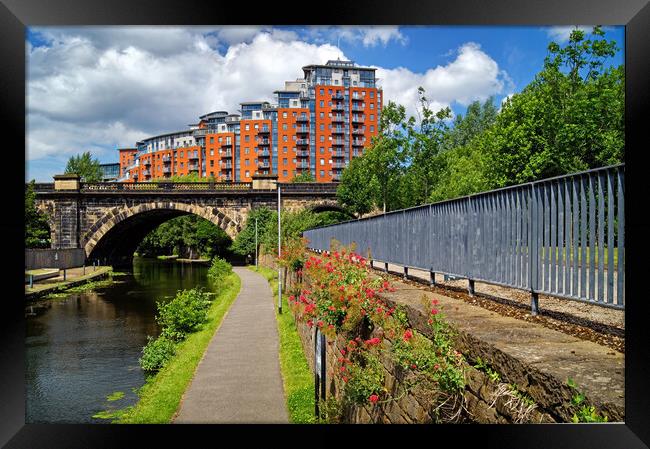 Whitehall Road Bridge, Leeds Framed Print by Darren Galpin