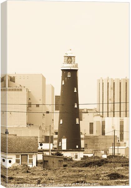 The Old Lighthouse Dungeness Canvas Print by Dawn O'Connor