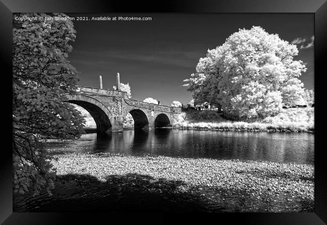 Wade's Bridge, Aberfeldy Framed Print by Iain Sneddon