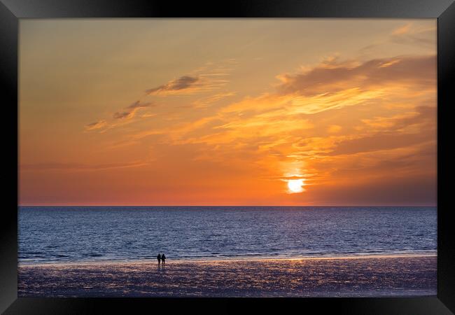 As the sun goes down Framed Print by Gary Finnigan