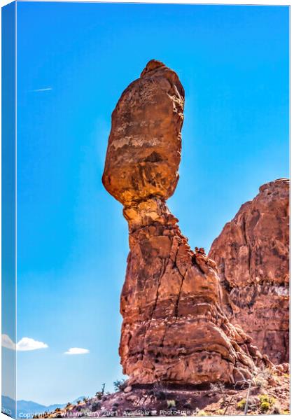 Balanced Rock Arches National Park Moab Utah  Canvas Print by William Perry