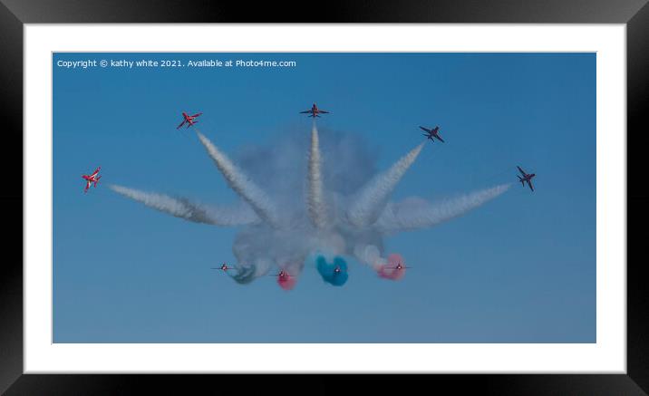 Red arrows in a cornish sky,smoke trails,  Framed Mounted Print by kathy white
