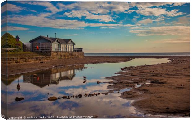 Sandsend cafe reflections Canvas Print by Richard Perks