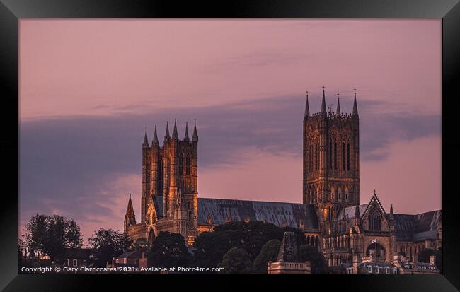 Dusk at Lincoln Cathedral Framed Print by Gary Clarricoates