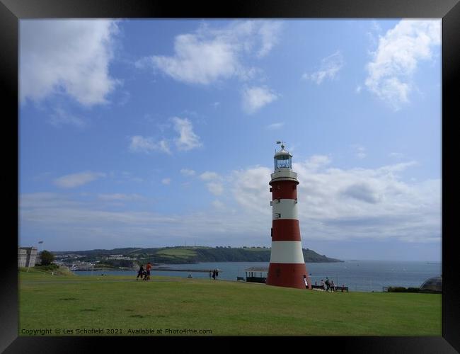 Guiding Light of Plymouth Hoe Framed Print by Les Schofield