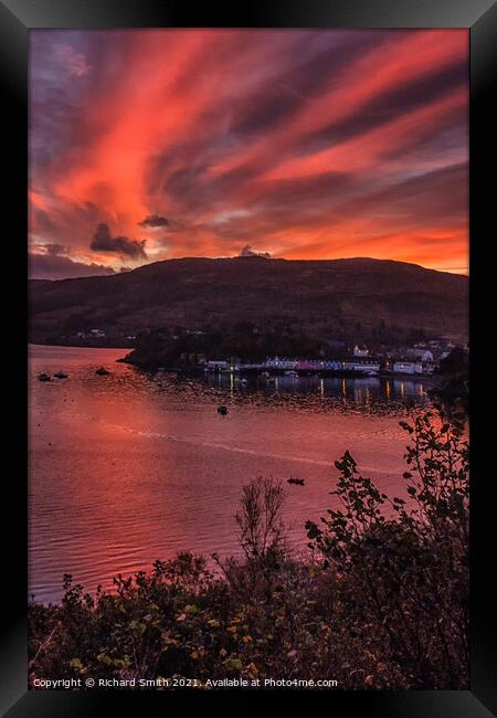 Sunset colour reflected. Framed Print by Richard Smith