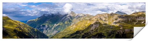 Panoramic view from Grossglockner High Alpine Road in Austria Print by Erik Lattwein