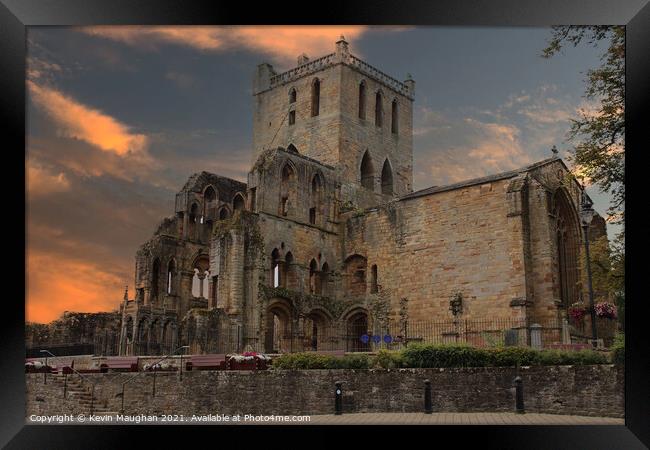 Jedburgh Abbey (2) Framed Print by Kevin Maughan