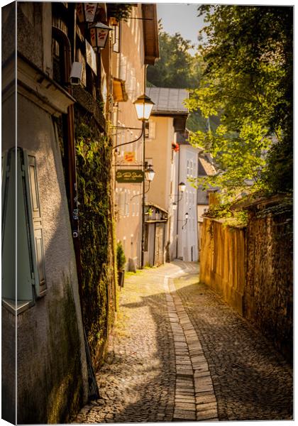 Small lanes in the old town of Salzburg - SALZBURG, AUSTRIA, EUROPE - AUGUST 3, 2021 Canvas Print by Erik Lattwein