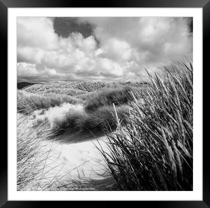 Sand dunes Framed Mounted Print by Peter Hunt