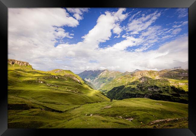 Wonderful panoramic view over the mountains in the Austrian Alps Framed Print by Erik Lattwein